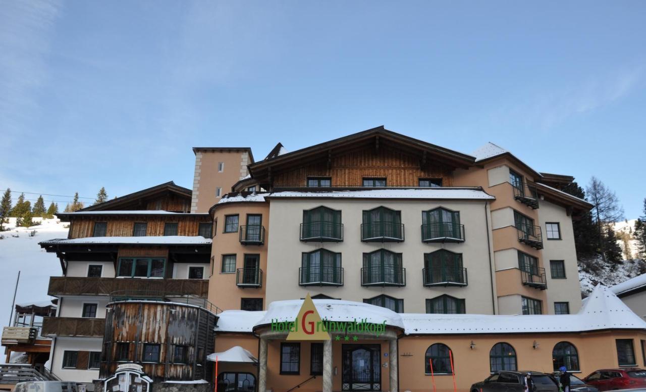 Hotel Gruenwaldkopf Обертауэрн Экстерьер фото