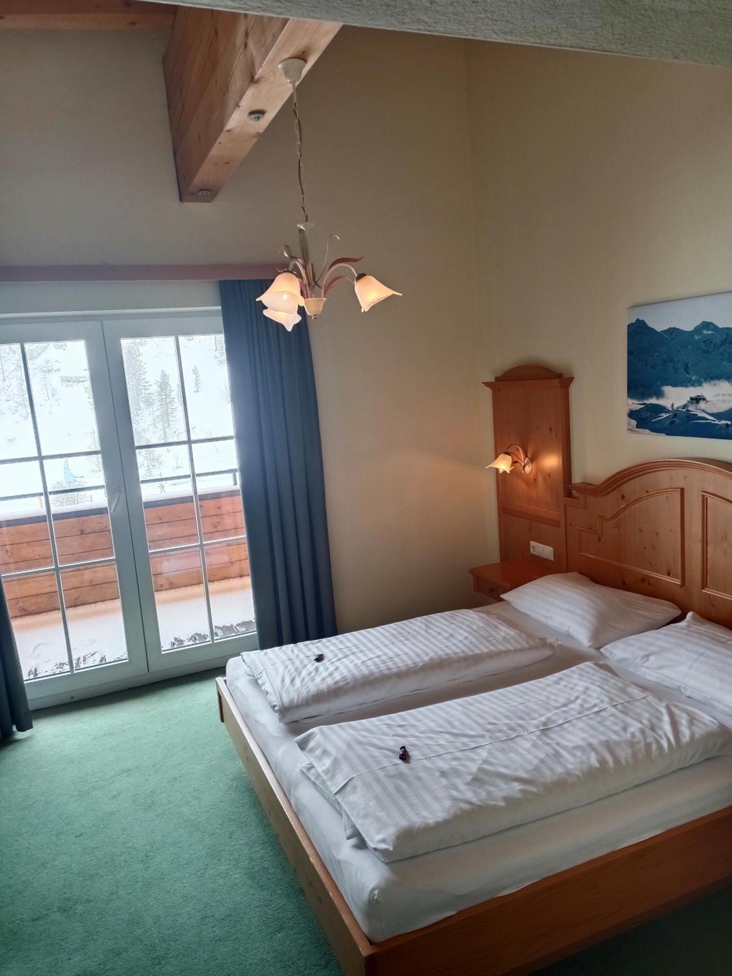 Hotel Gruenwaldkopf Обертауэрн Экстерьер фото