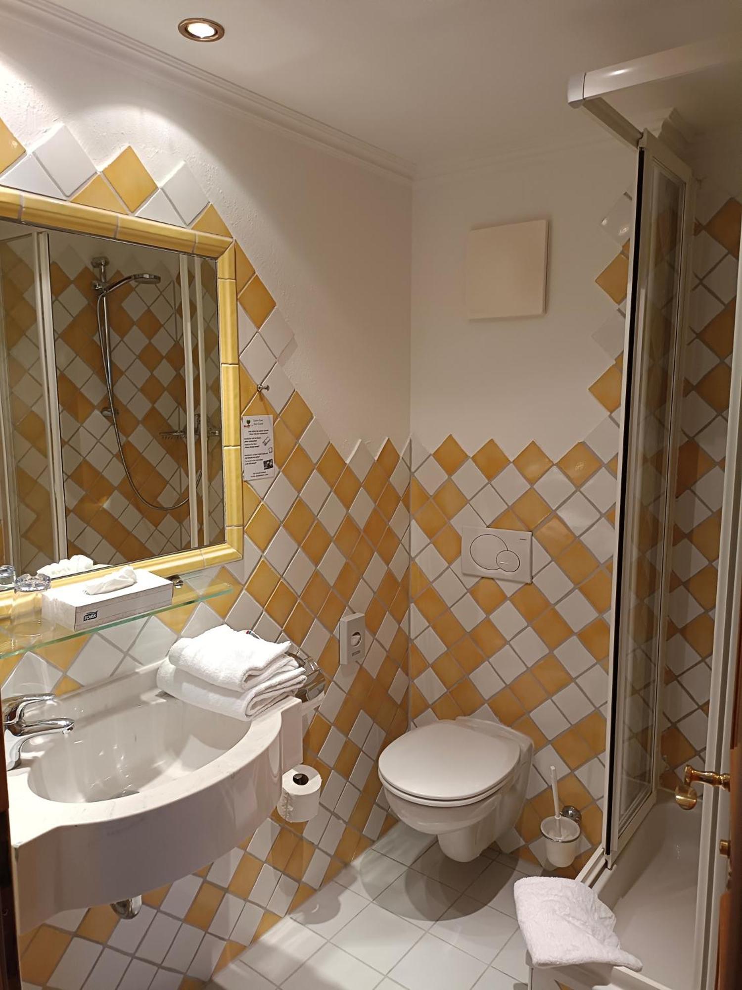 Hotel Gruenwaldkopf Обертауэрн Экстерьер фото