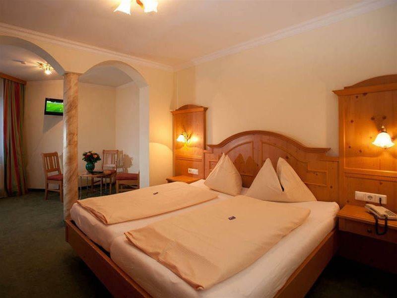 Hotel Gruenwaldkopf Обертауэрн Экстерьер фото